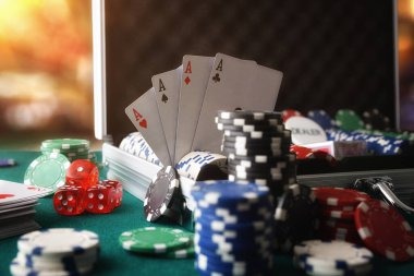 supermpo roulette table with spinning wheel and betting layout